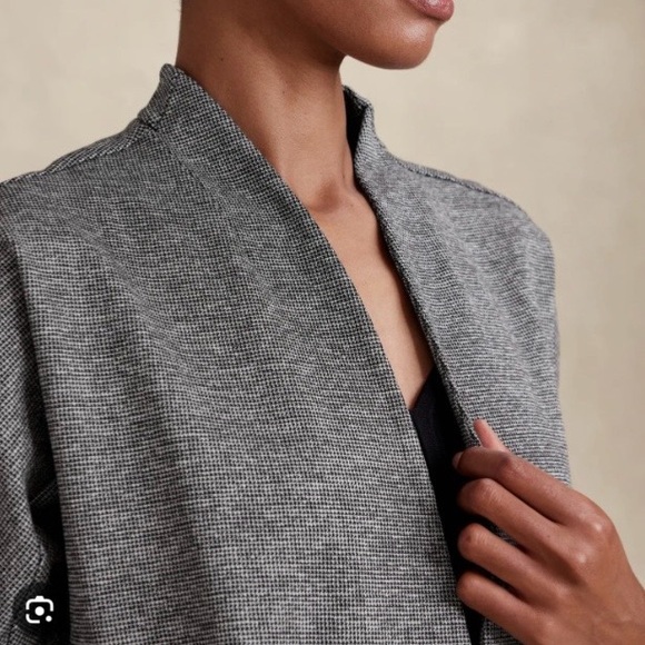 Banana Republic | Black & White Collarless Blazer | Size XL - Picture 3 of 16